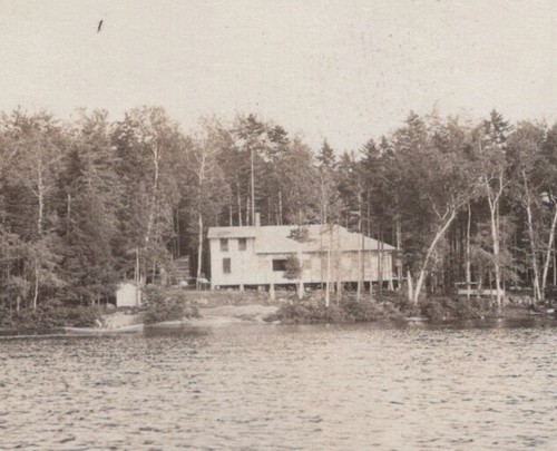 Lakeside house dock boats - dock,